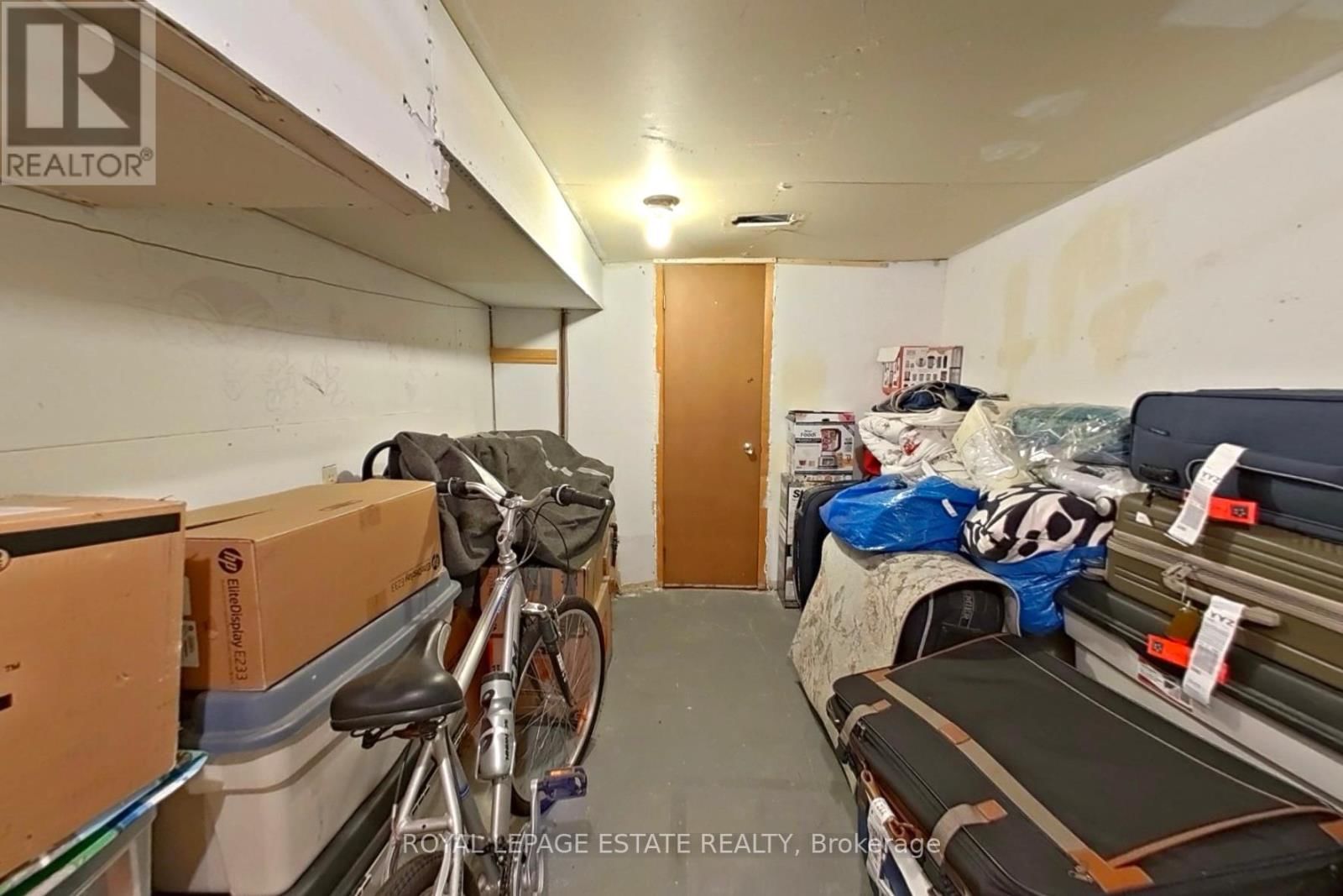 130 WILLIAM STEPHENSON DRIVE Image 32