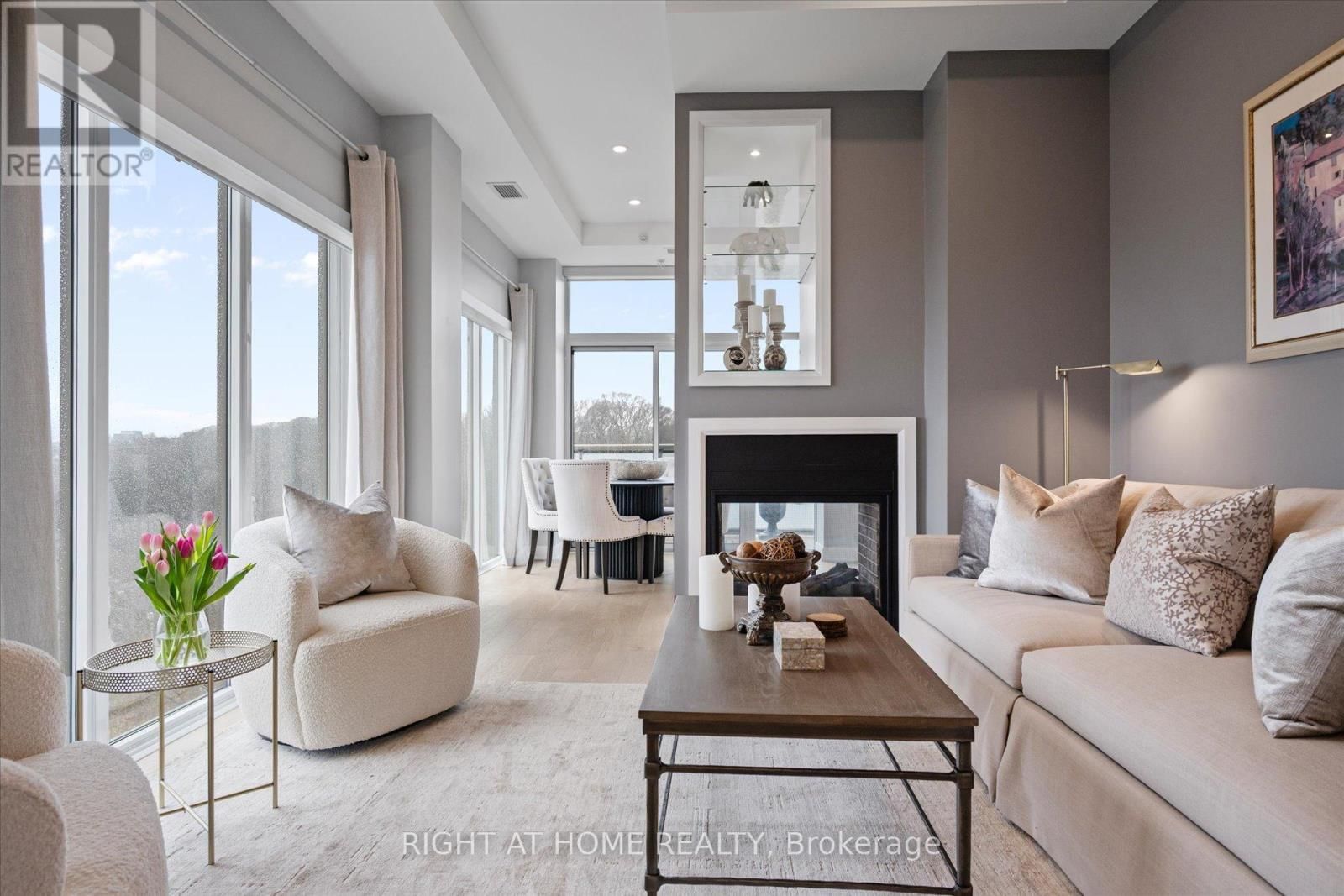 601 - 580 KINGSTON ROAD Image 1