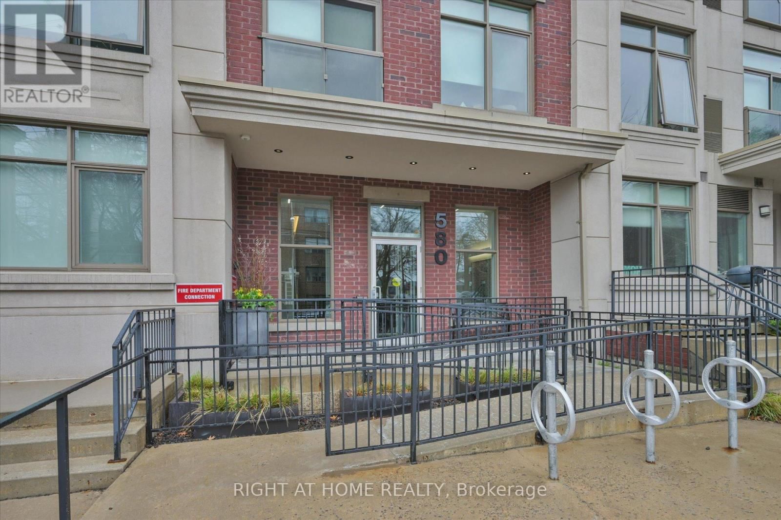 601 - 580 KINGSTON ROAD Image 25