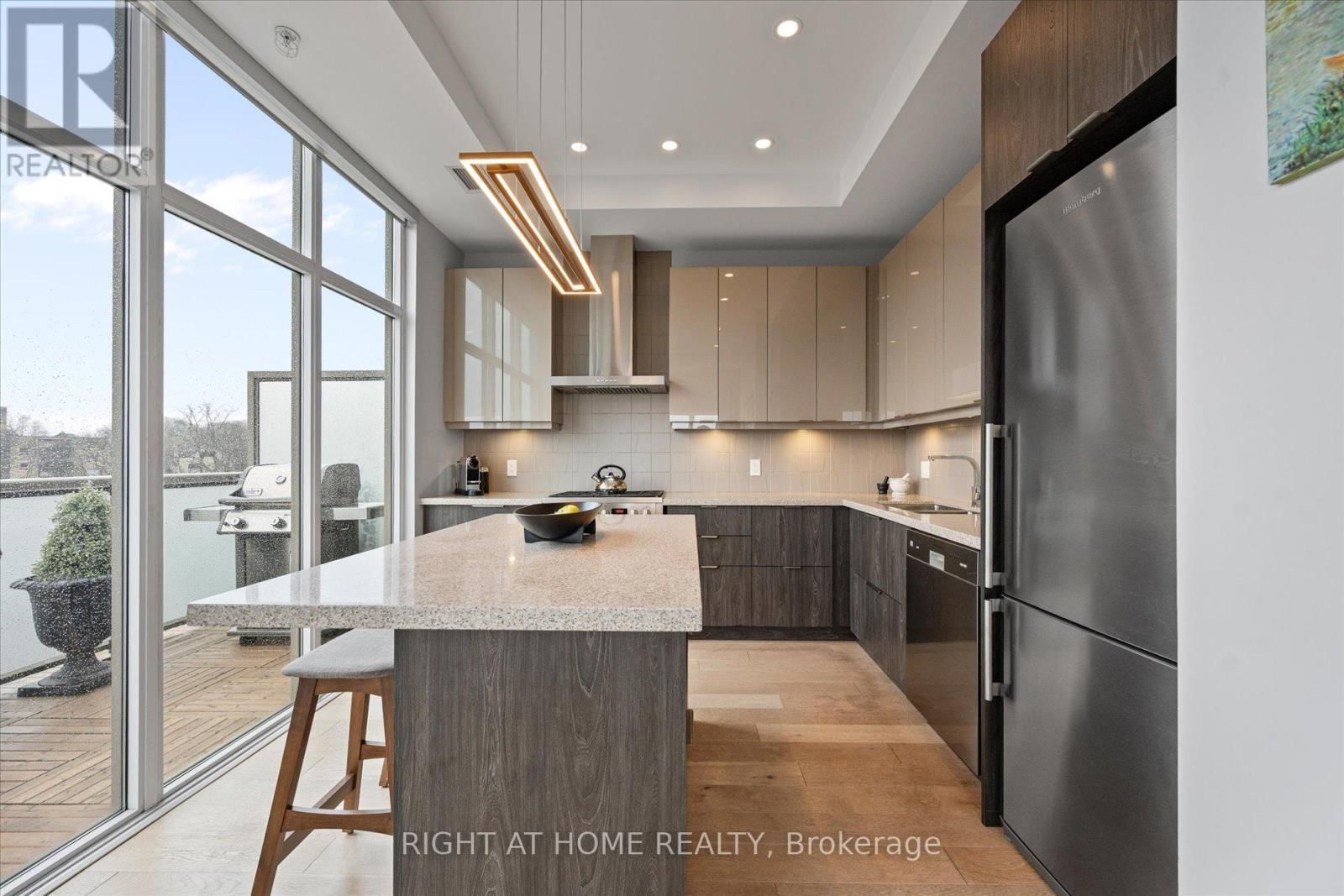 601 - 580 KINGSTON ROAD Image 7