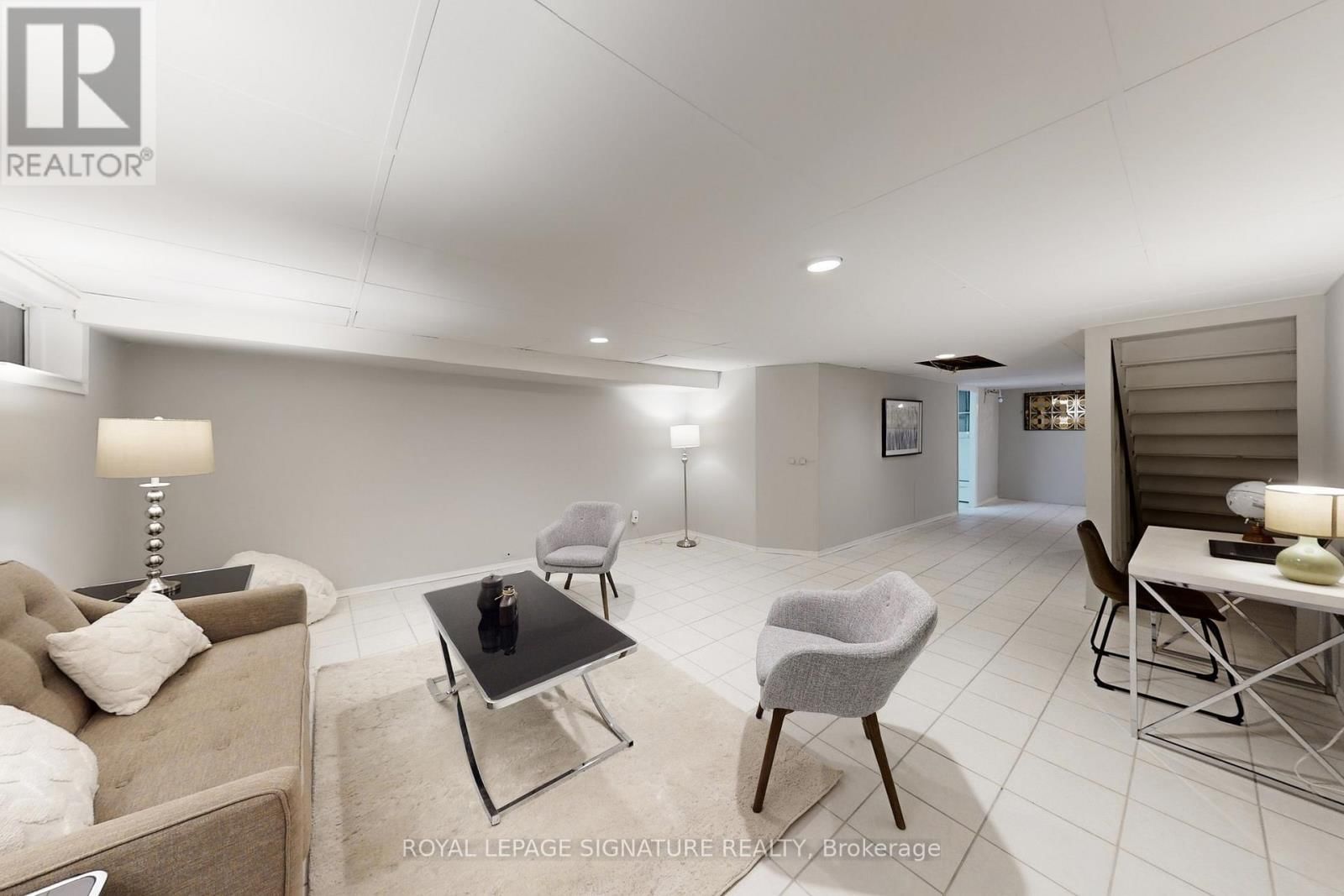 62 VALDOR DRIVE Image 28