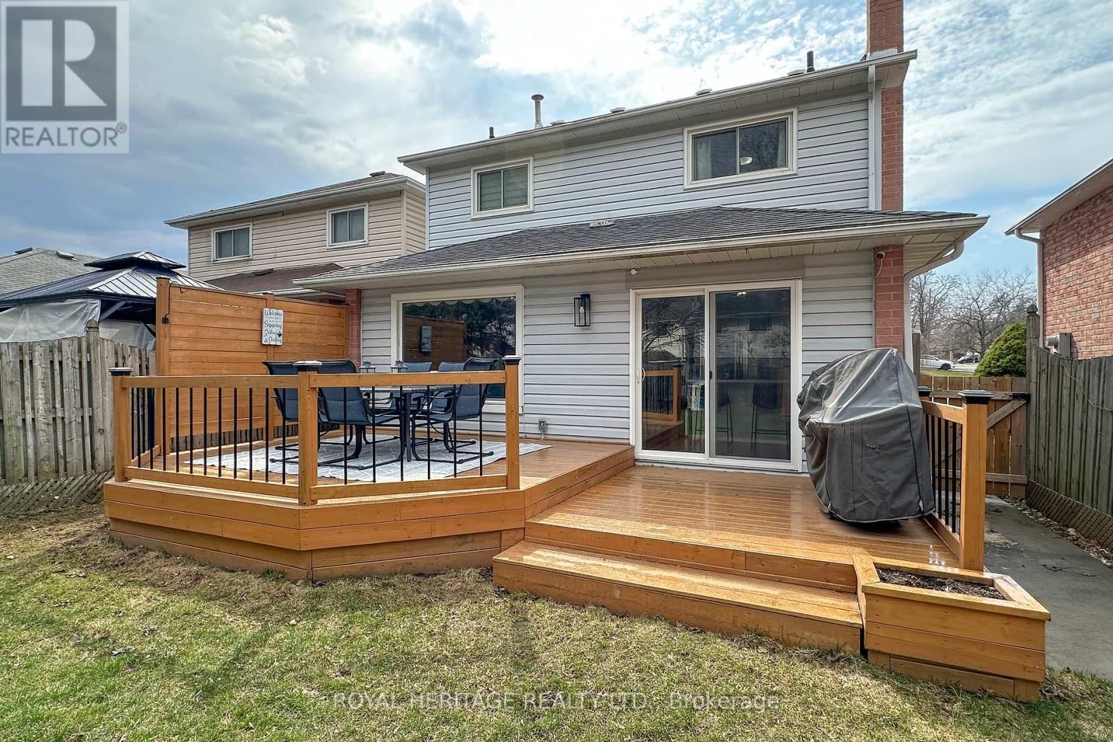 11 GLANVILLE CRESCENT Image 39