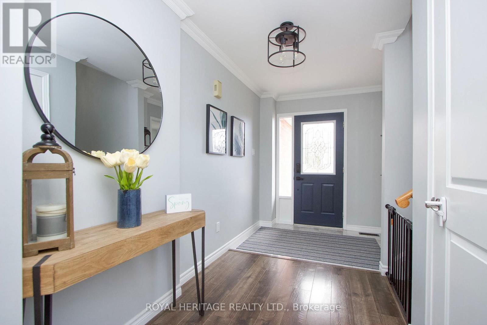 11 GLANVILLE CRESCENT Image 5