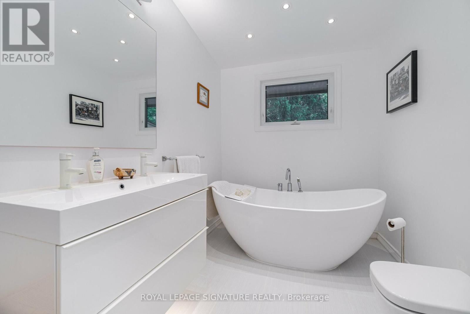 3225 GREENWOOD ROAD Image 19