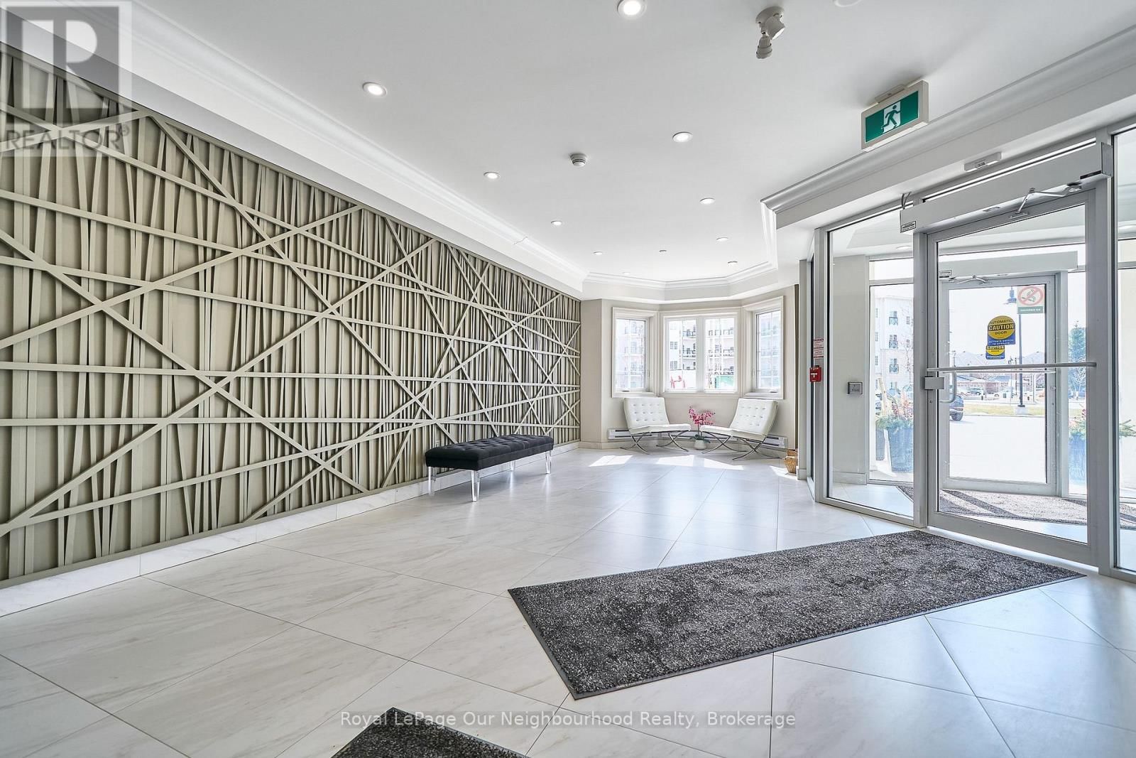 316 - 80 SHIPWAY AVENUE Image 12