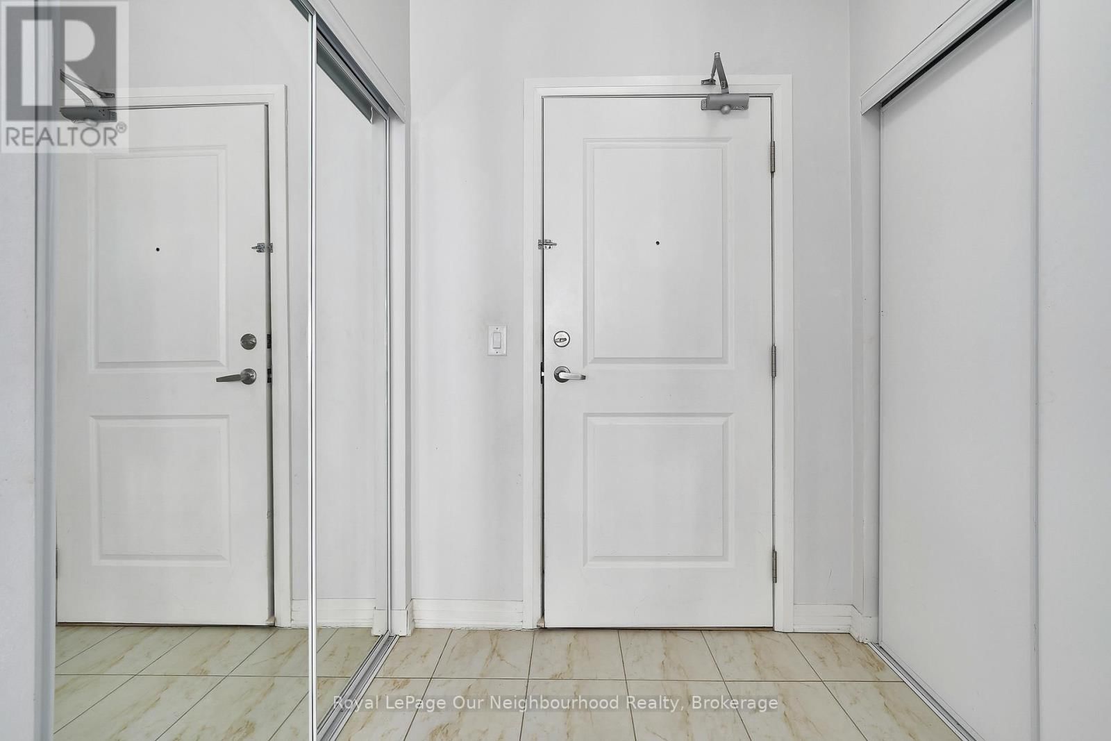 316 - 80 SHIPWAY AVENUE Image 18