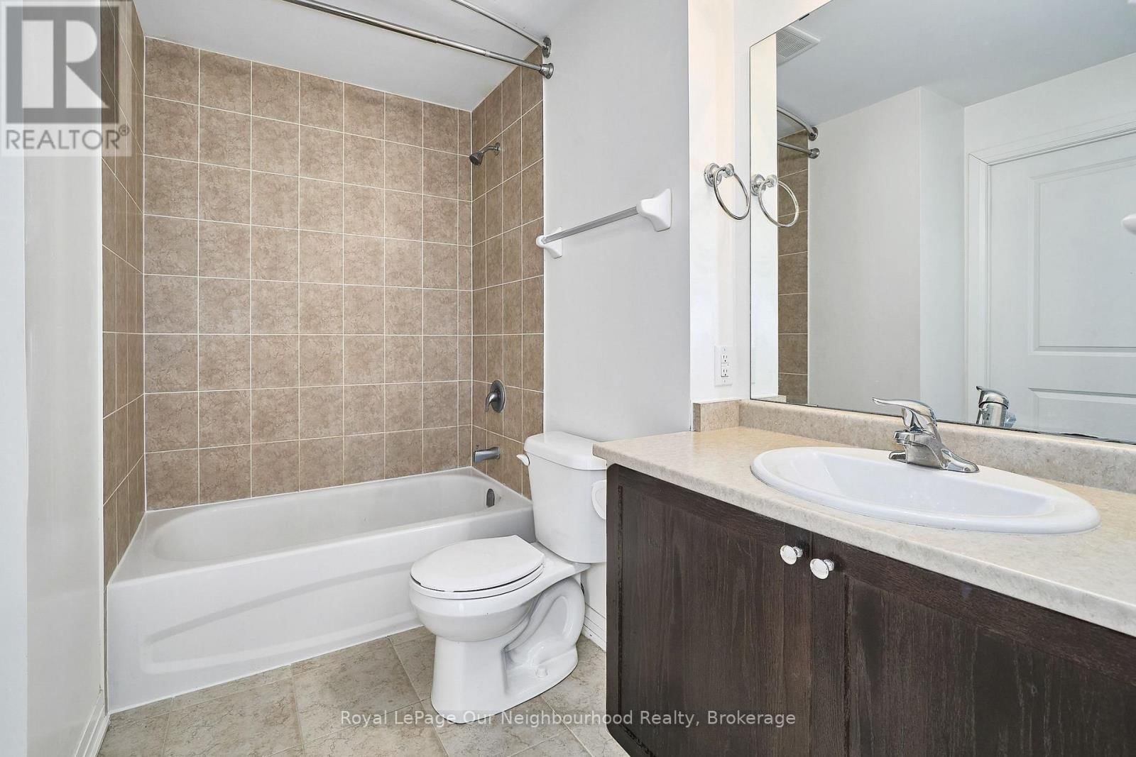 316 - 80 SHIPWAY AVENUE Image 40