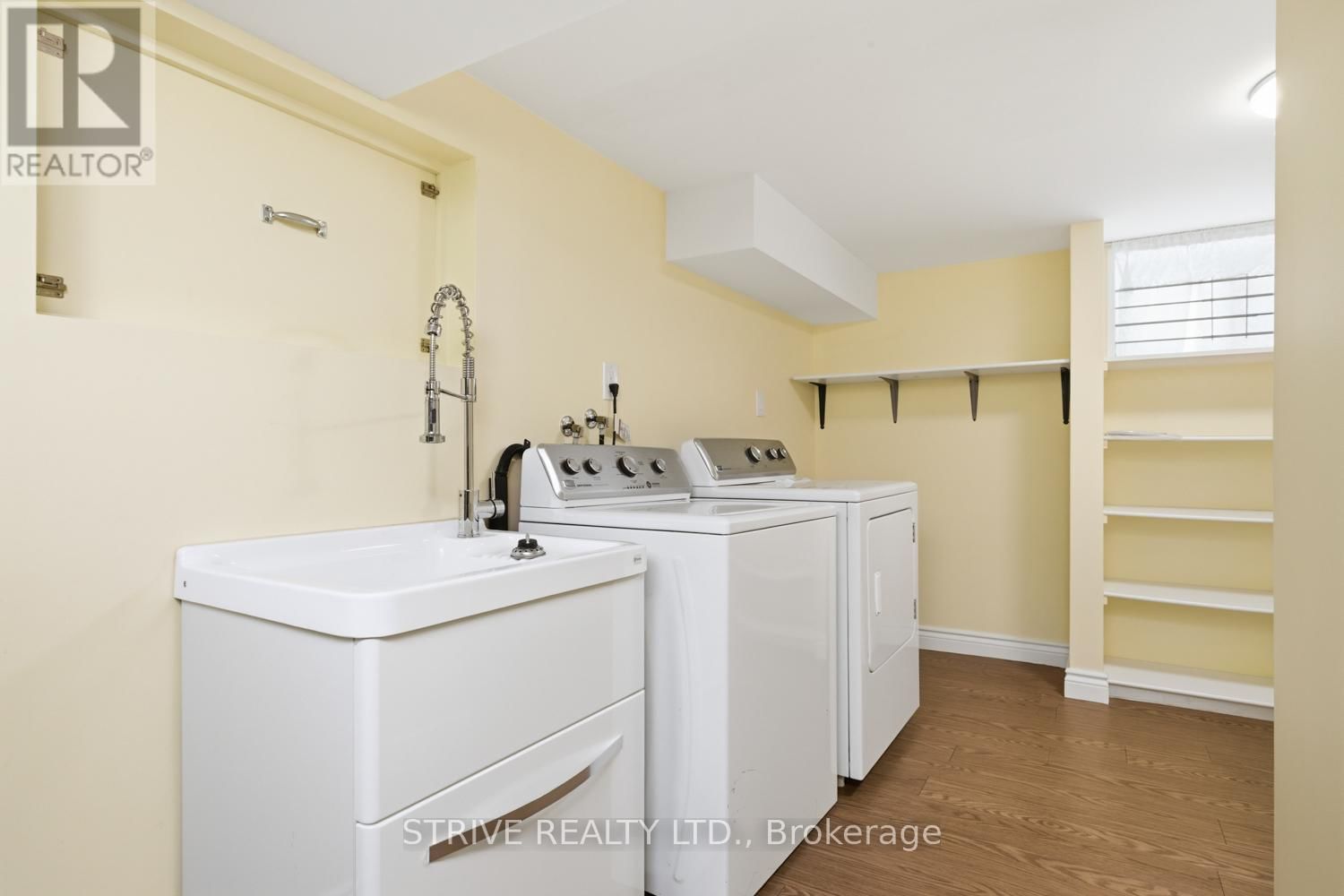 447 RIDGEWAY AVENUE Image 16