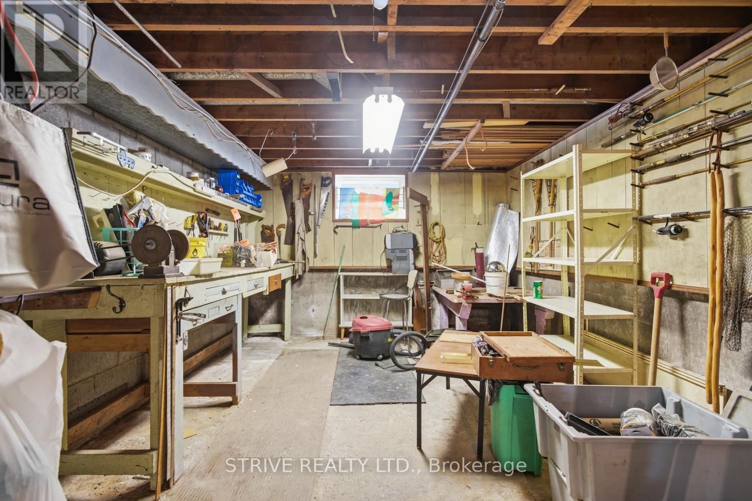 447 RIDGEWAY AVENUE Image 17