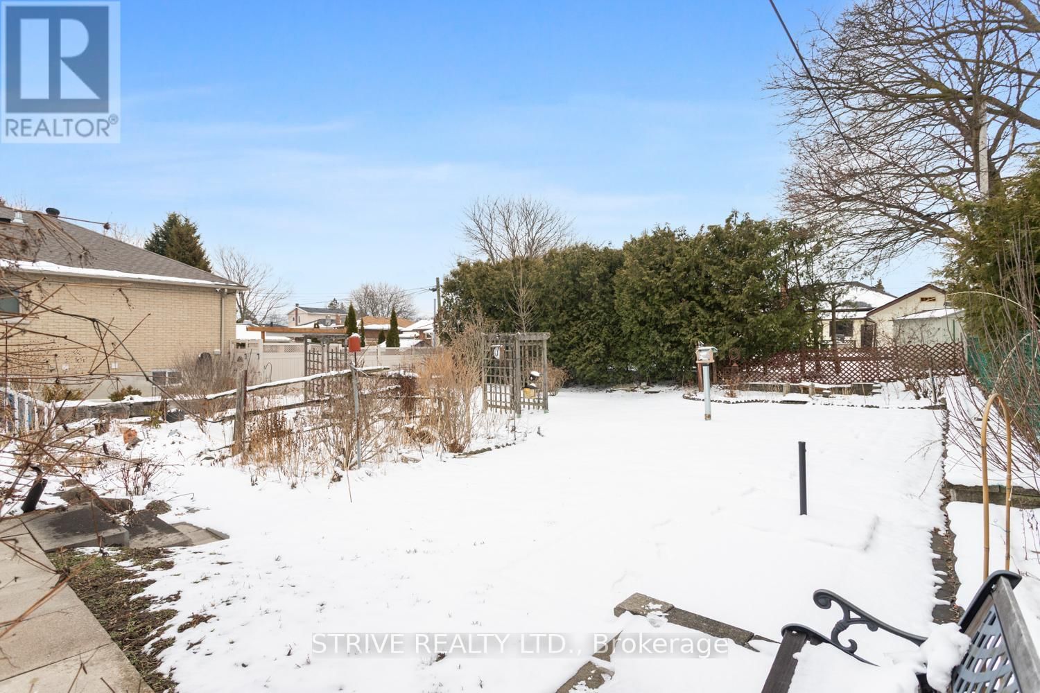 447 RIDGEWAY AVENUE Image 18