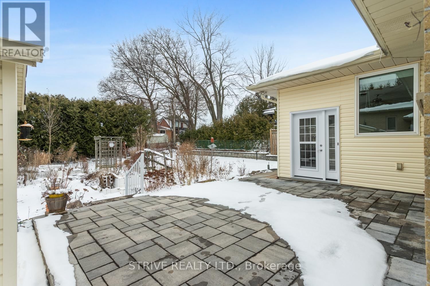 447 RIDGEWAY AVENUE Image 20