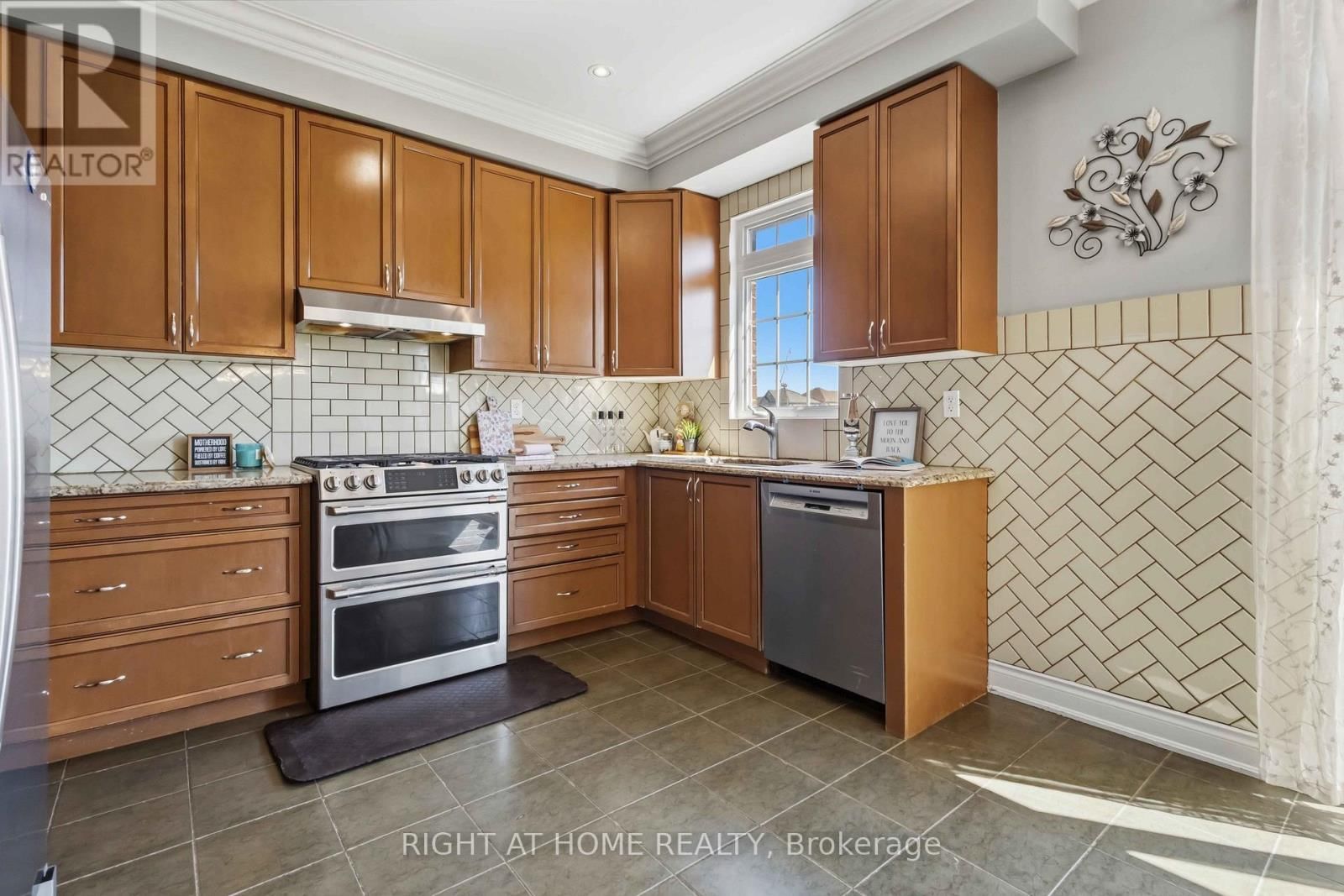 1649 QUAIL RUN DRIVE Image 11