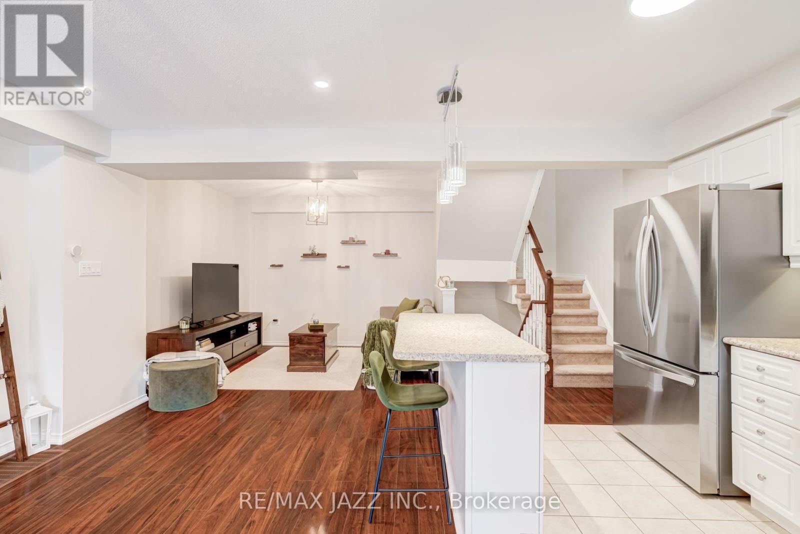 16 CLOWES STREET Image 12