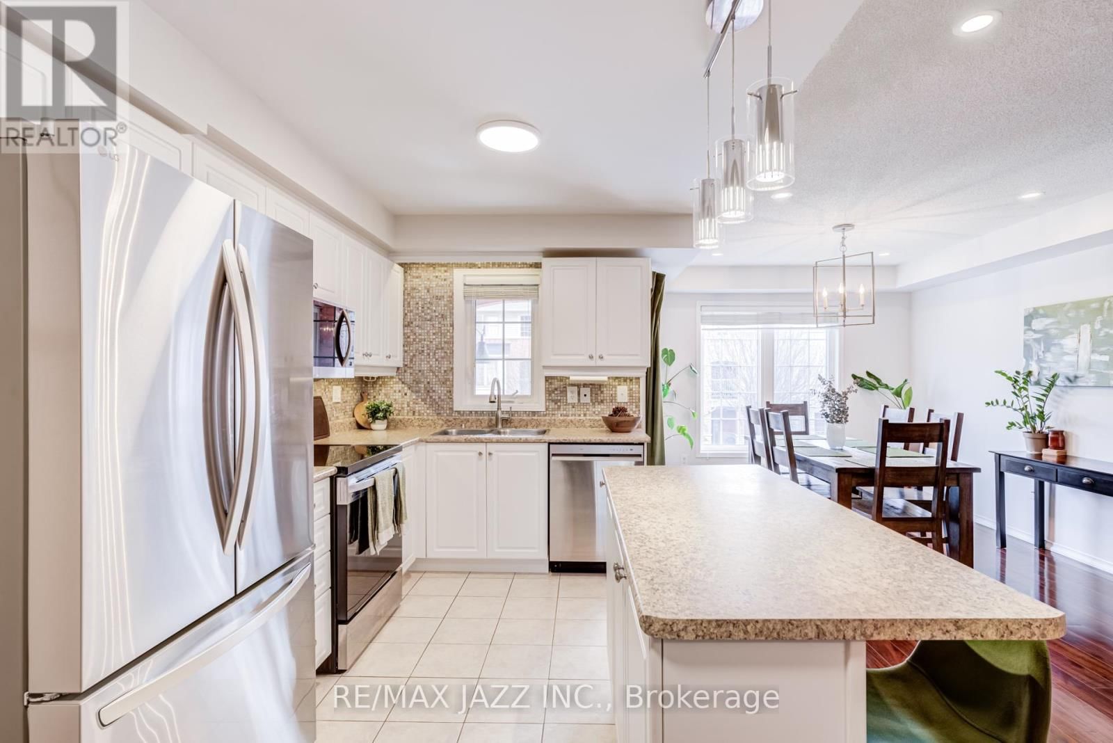 16 CLOWES STREET Image 17