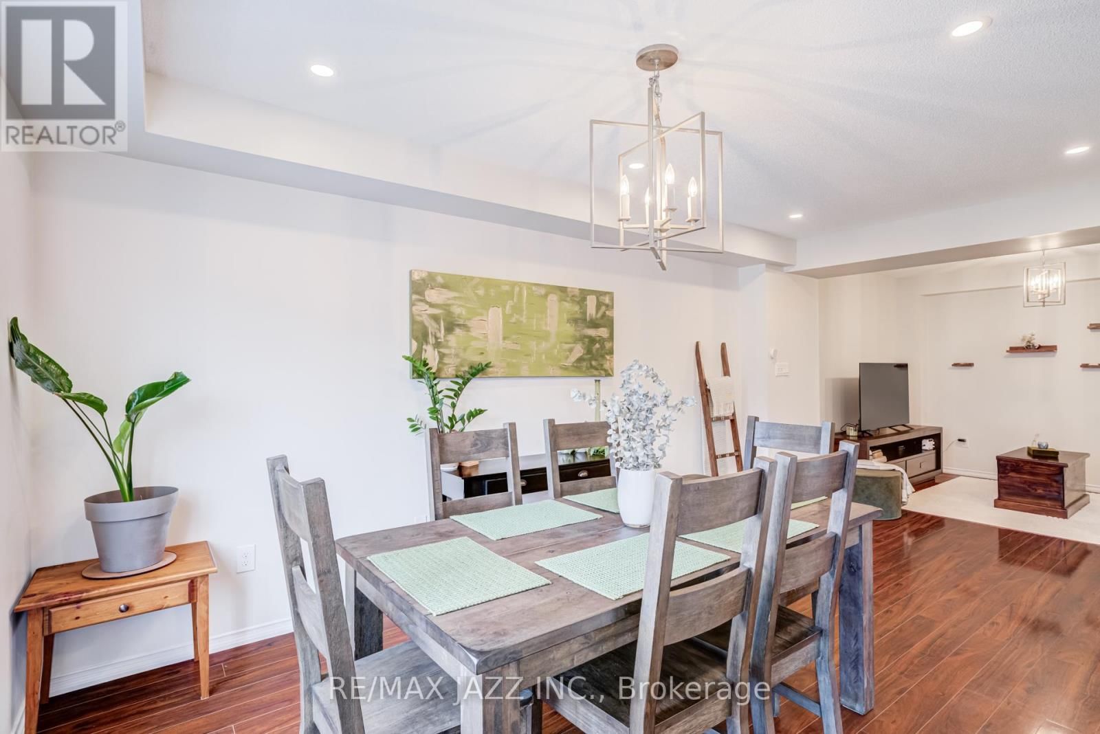 16 CLOWES STREET Image 20