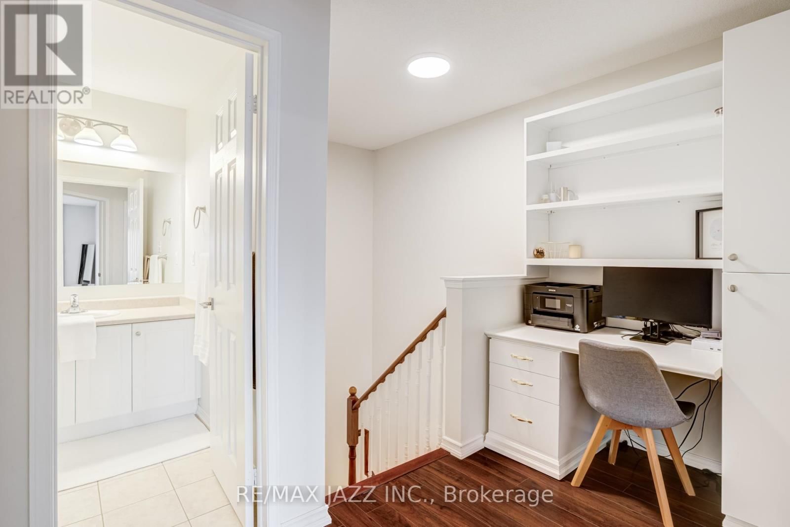 16 CLOWES STREET Image 30