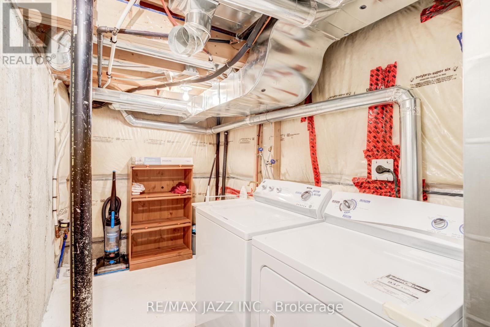 16 CLOWES STREET Image 42