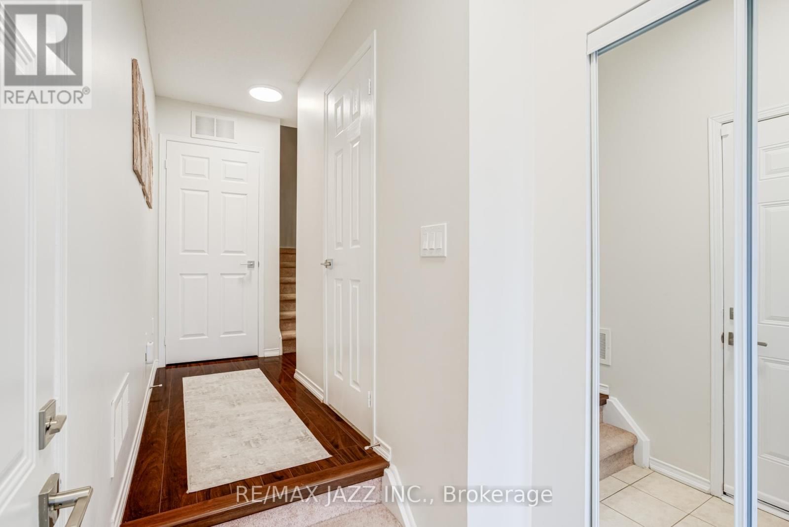 16 CLOWES STREET Image 6