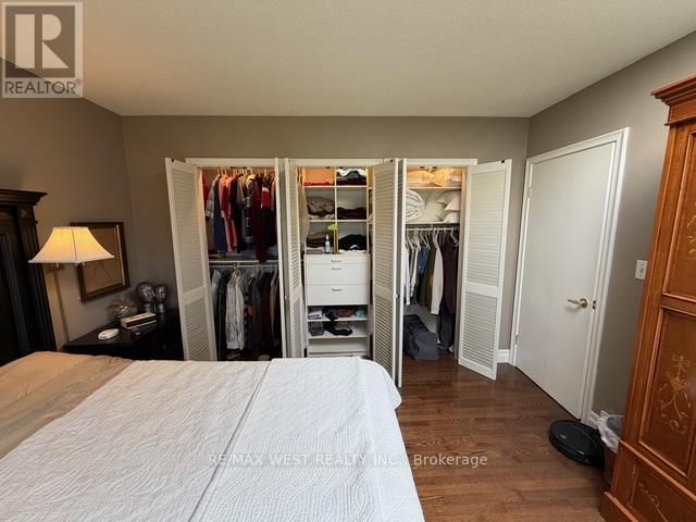 1184 KINGSTON ROAD Image 40