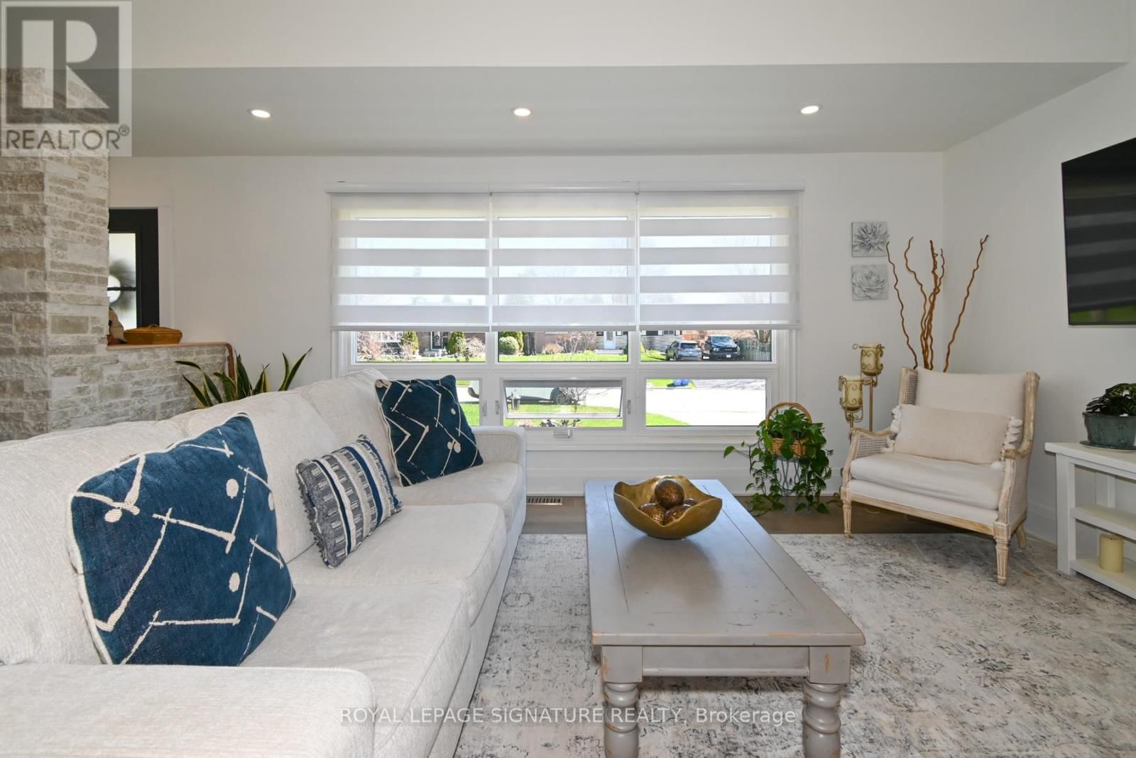 522 ROSMERE STREET Image 12