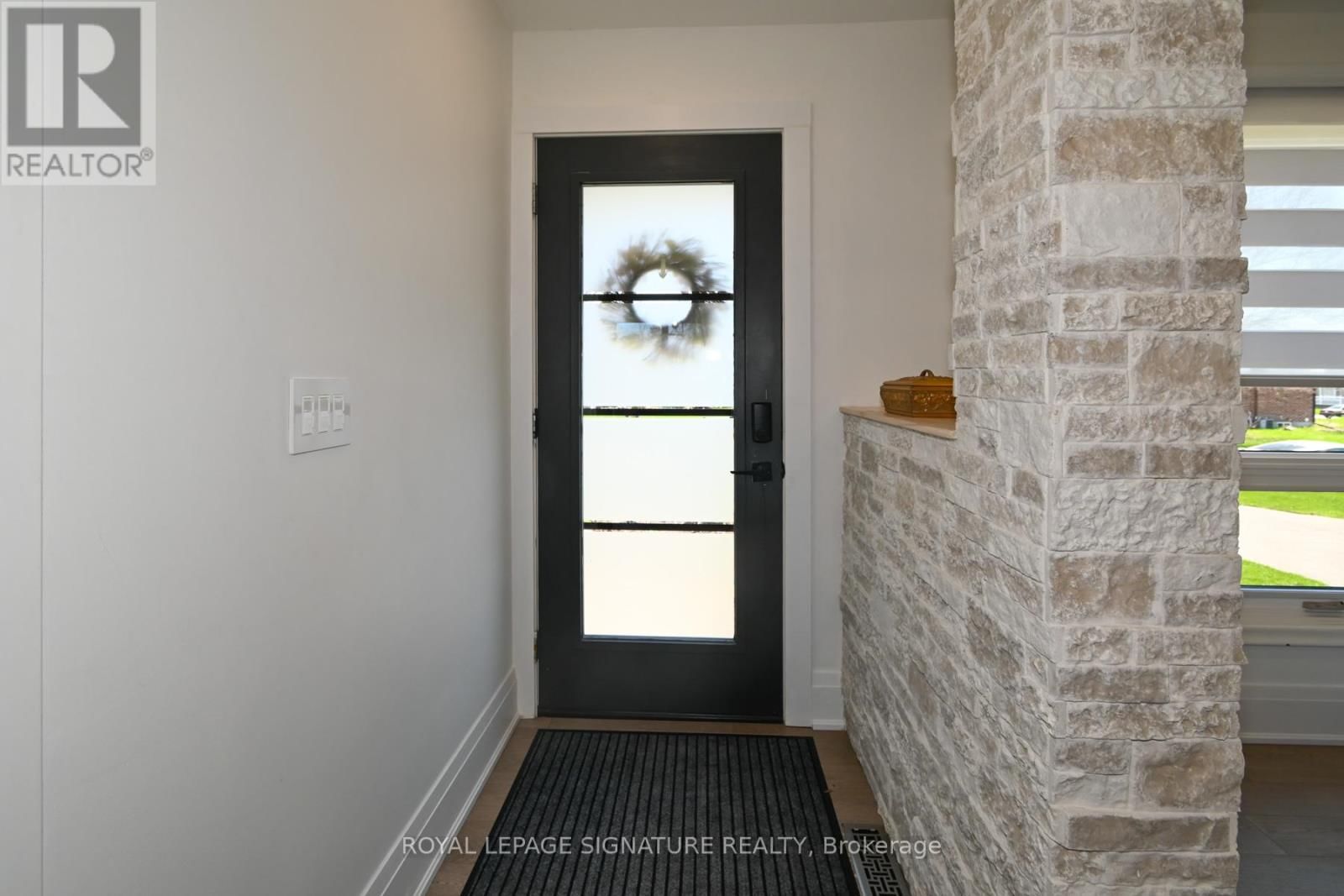 522 ROSMERE STREET Image 36