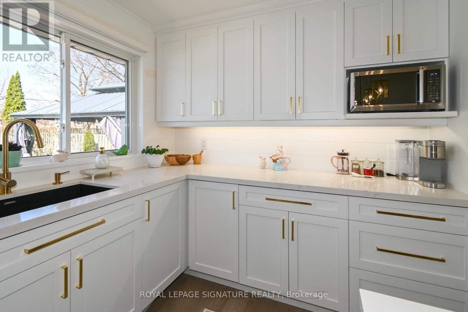 522 ROSMERE STREET Image 7