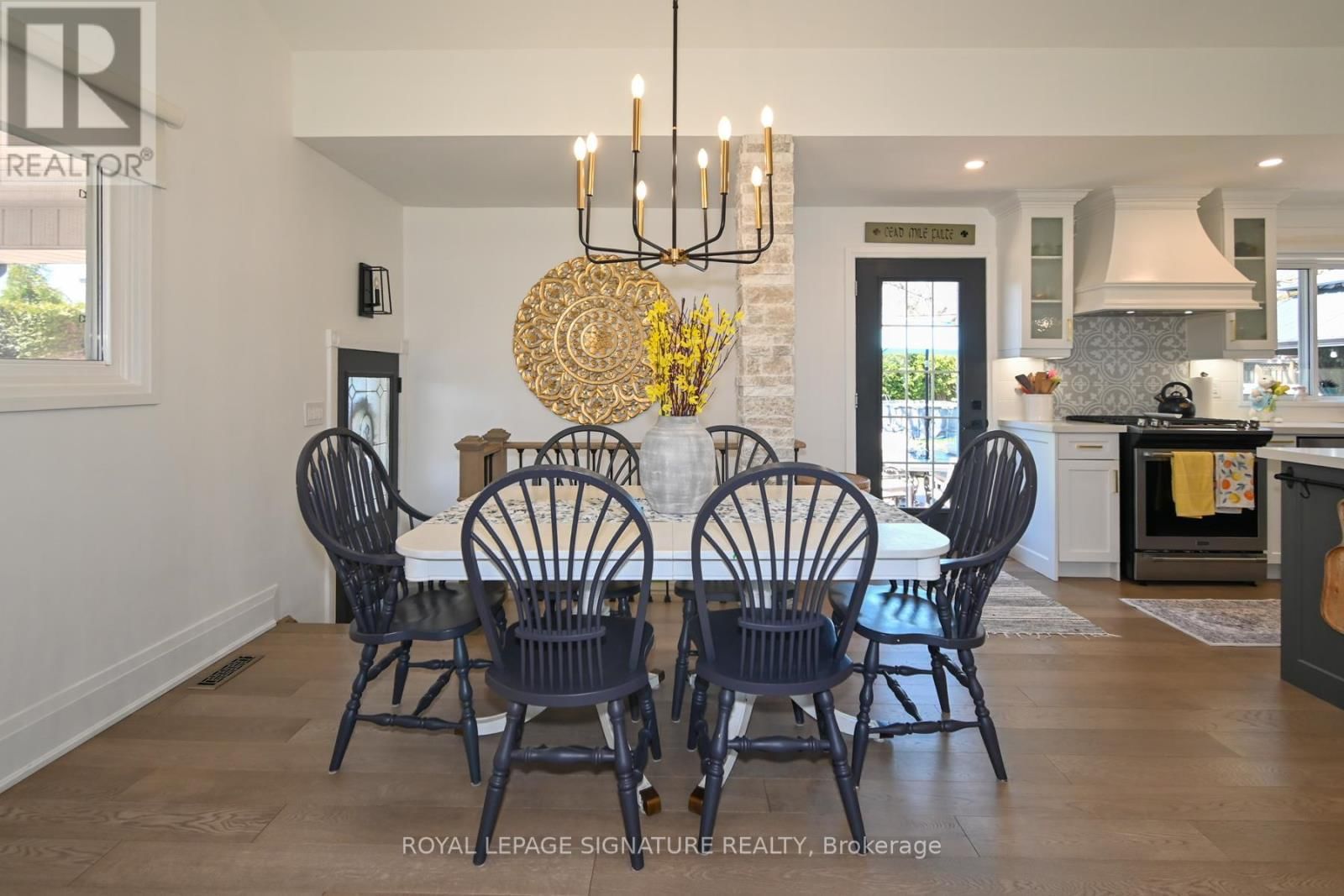 522 ROSMERE STREET Image 9