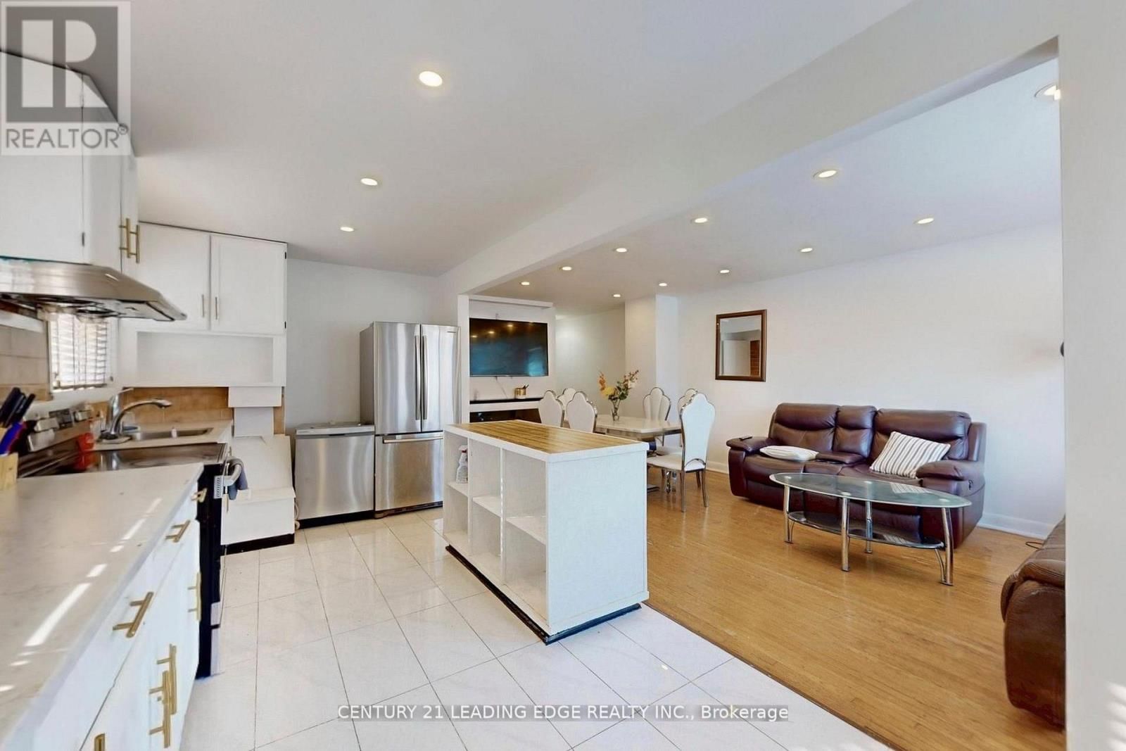 210 LINDEN AVENUE Image 13