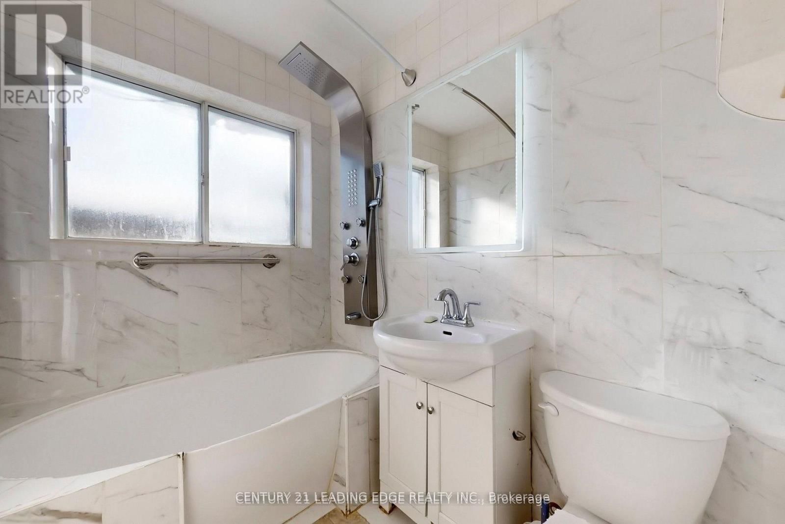 210 LINDEN AVENUE Image 21