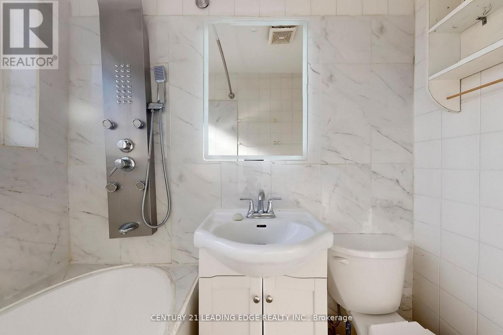 210 LINDEN AVENUE Image 22