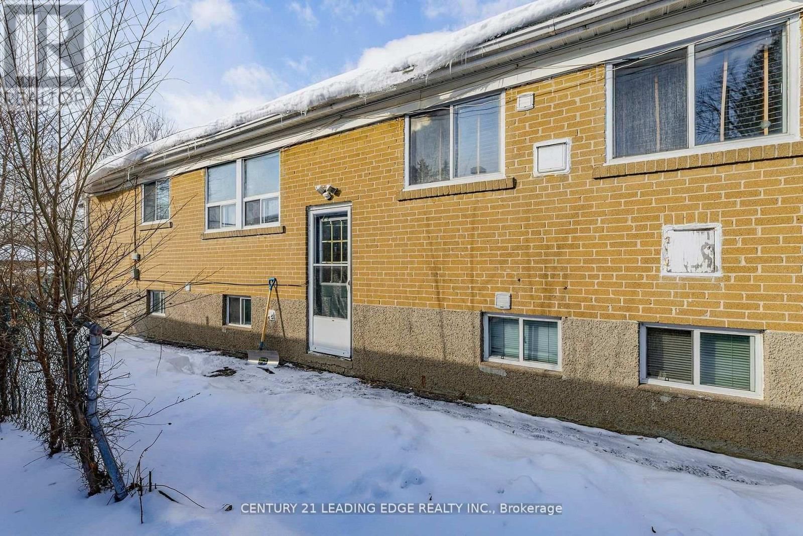 210 LINDEN AVENUE Image 47