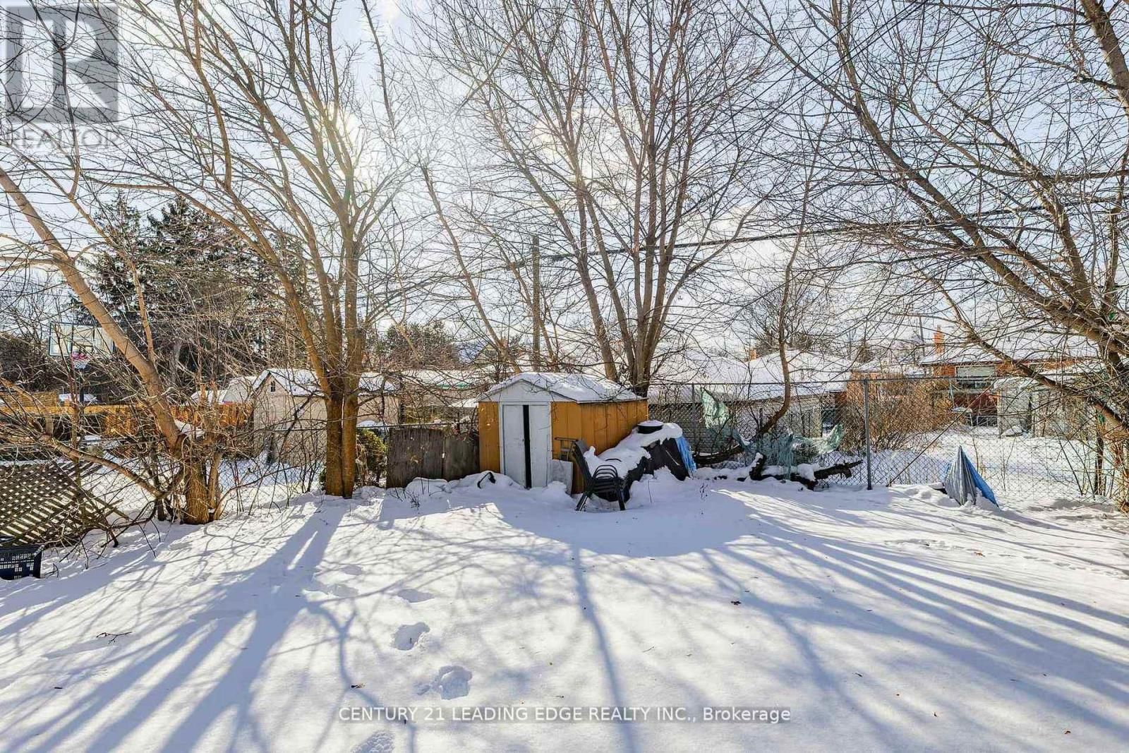 210 LINDEN AVENUE Image 50