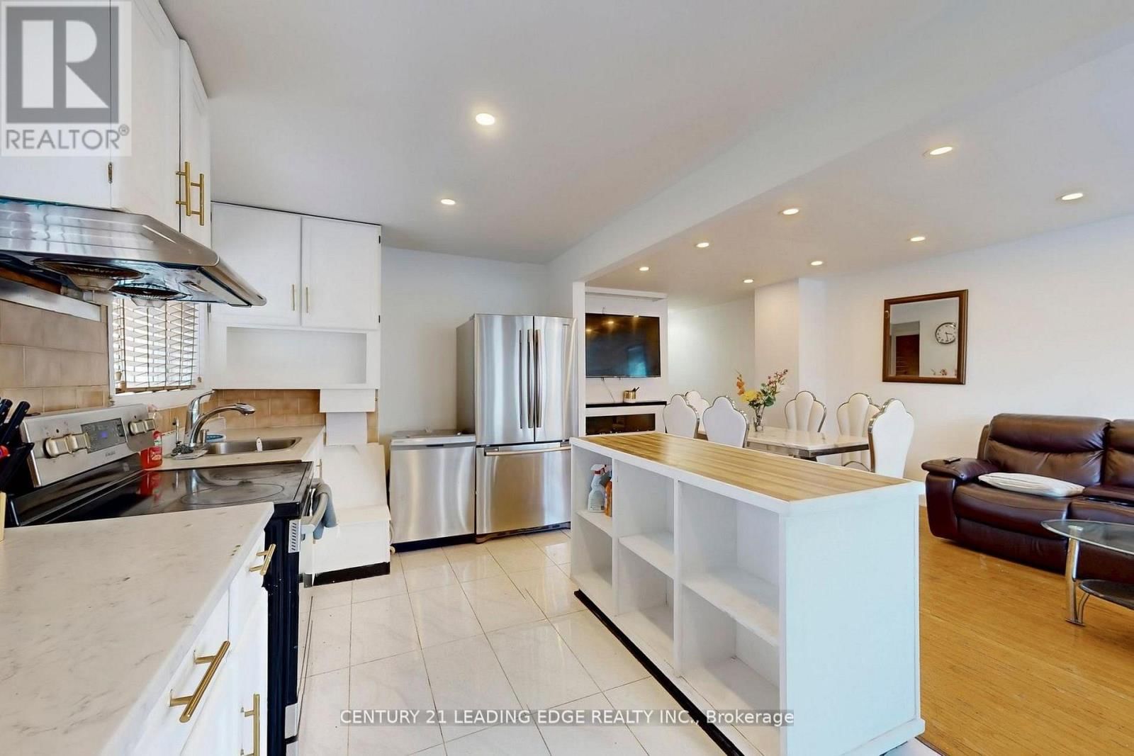 210 LINDEN AVENUE Image 9