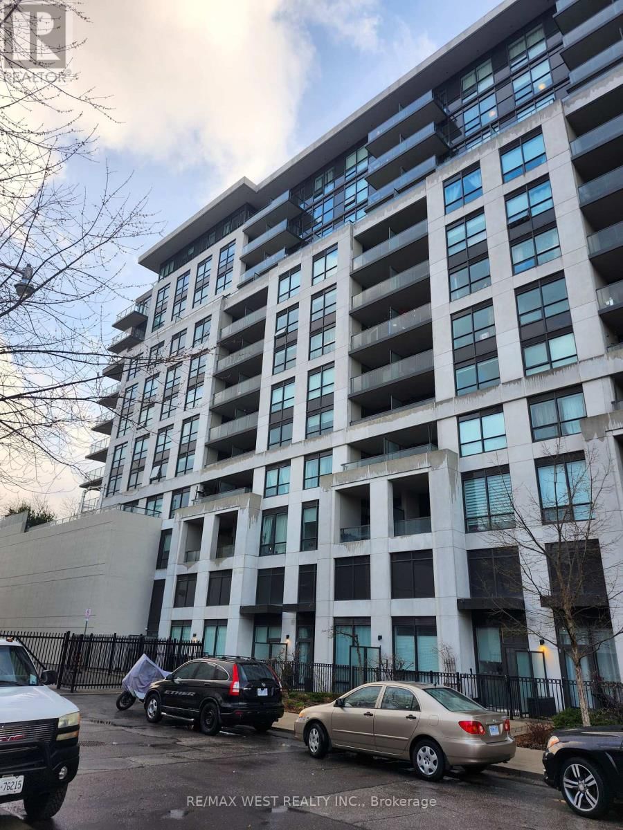 426 - 8 TRENT AVENUE Image 2