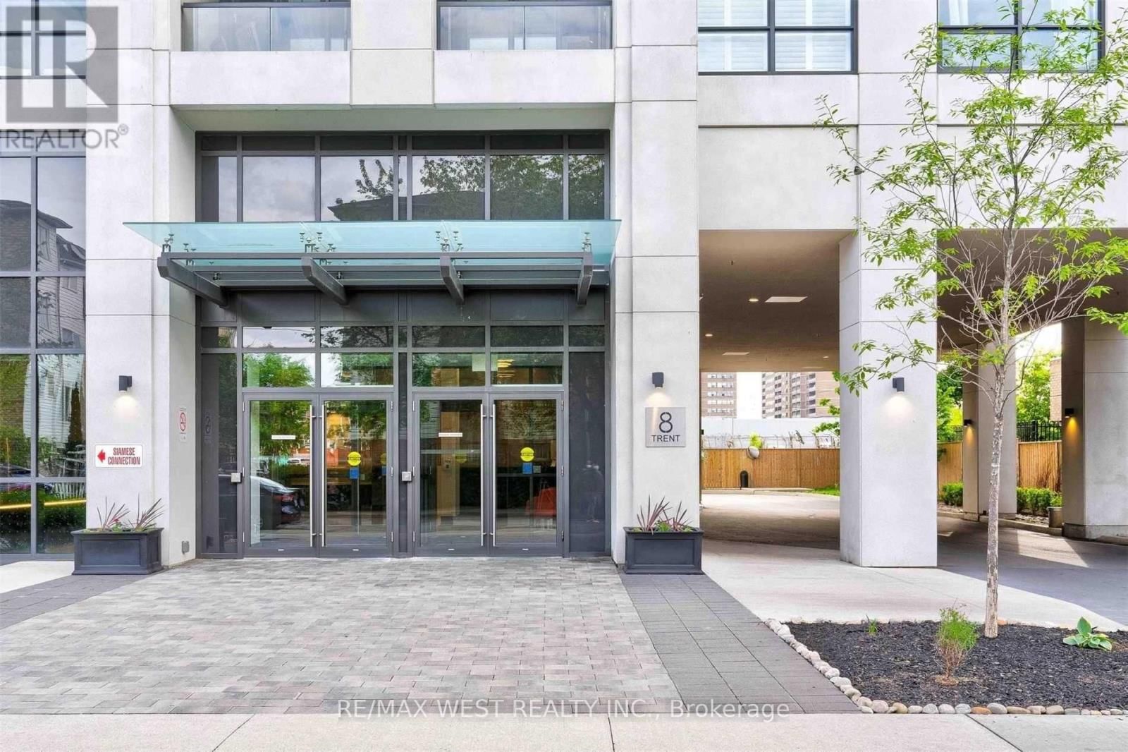 426 - 8 TRENT AVENUE Image 6