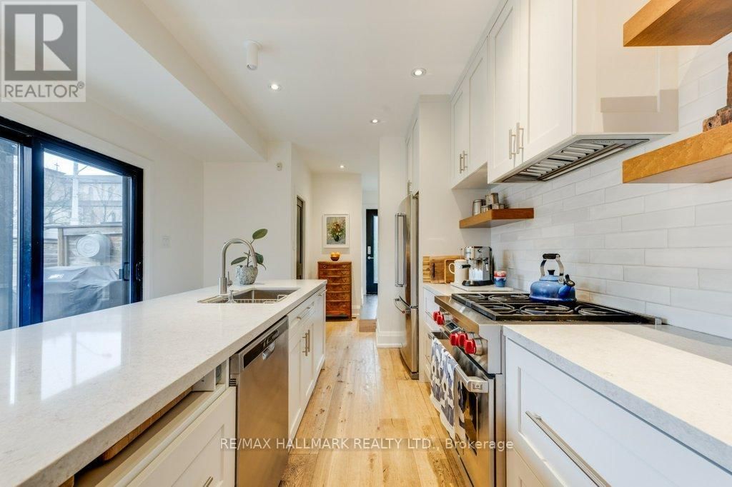 235 BOULTON AVENUE Image 10