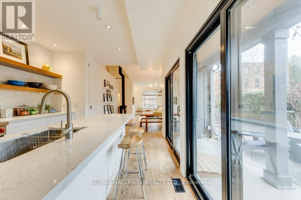 235 BOULTON AVENUE Image 13