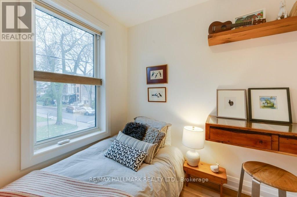 235 BOULTON AVENUE Image 35