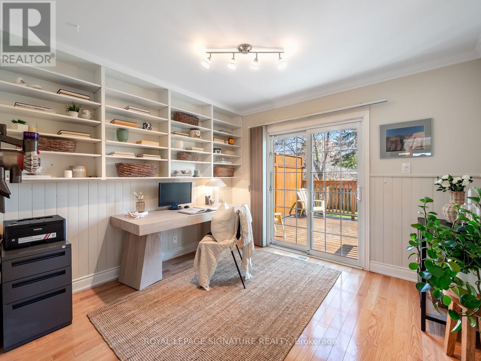 9 WINCREST DRIVE Image 17