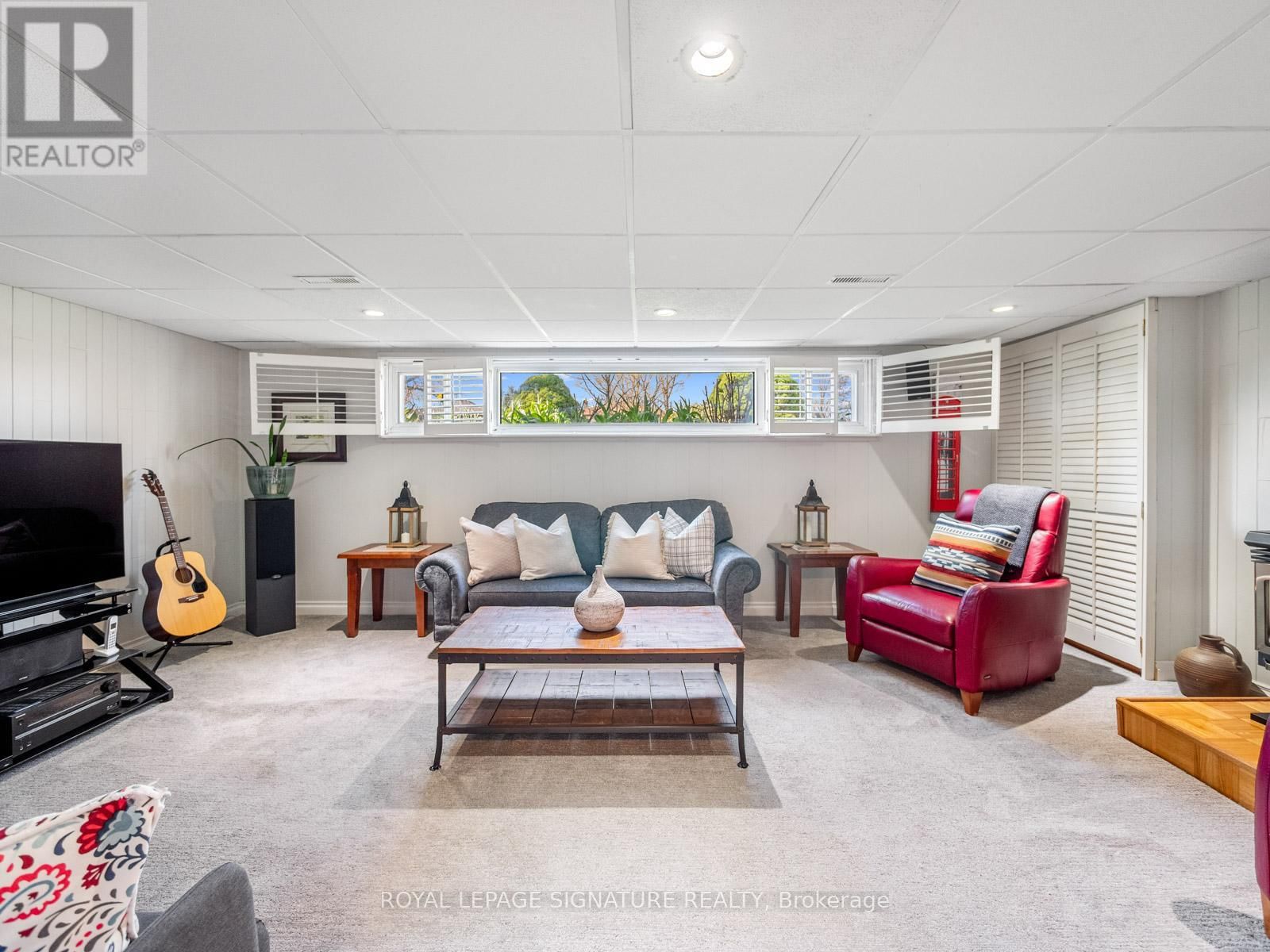 9 WINCREST DRIVE Image 24