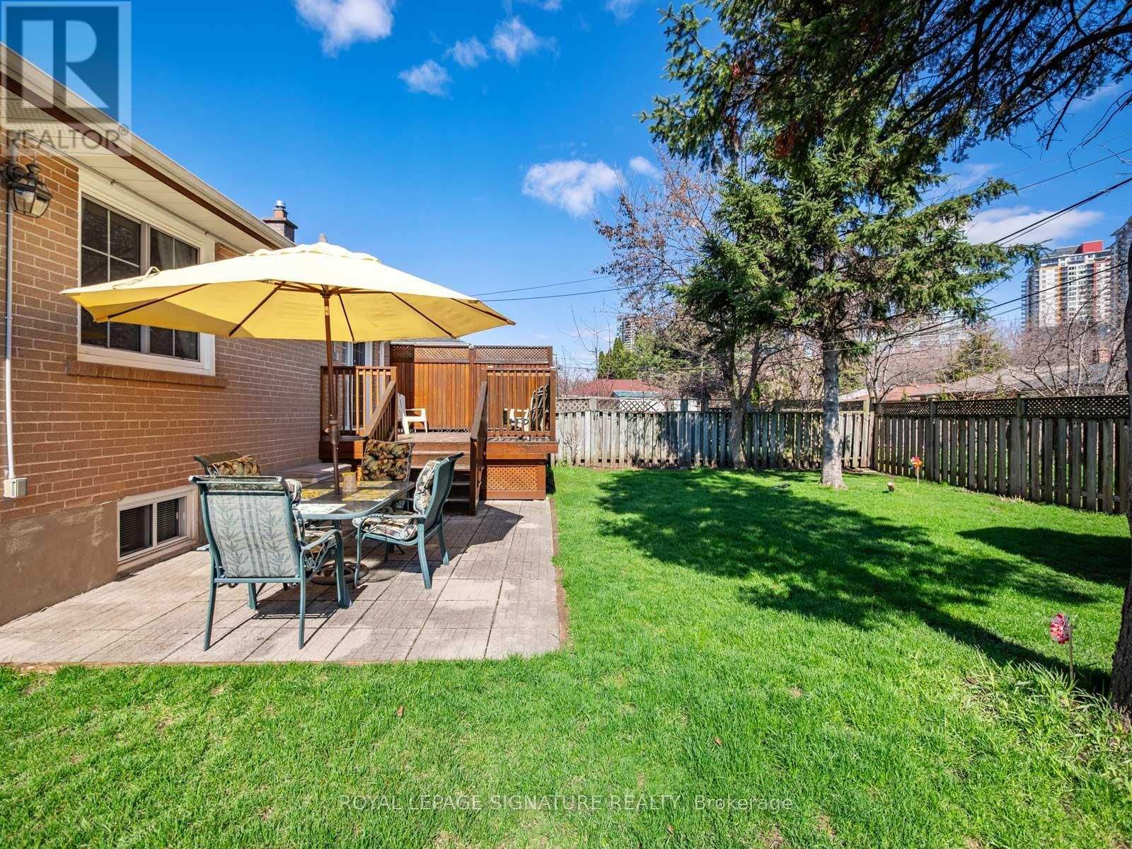 9 WINCREST DRIVE Image 33