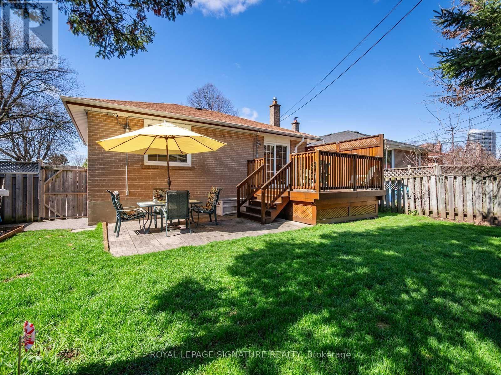 9 WINCREST DRIVE Image 34