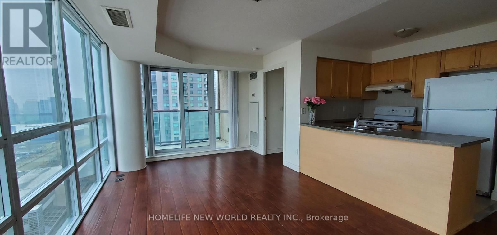 1604 - 50 BRIAN HARRISON WAY Image 5