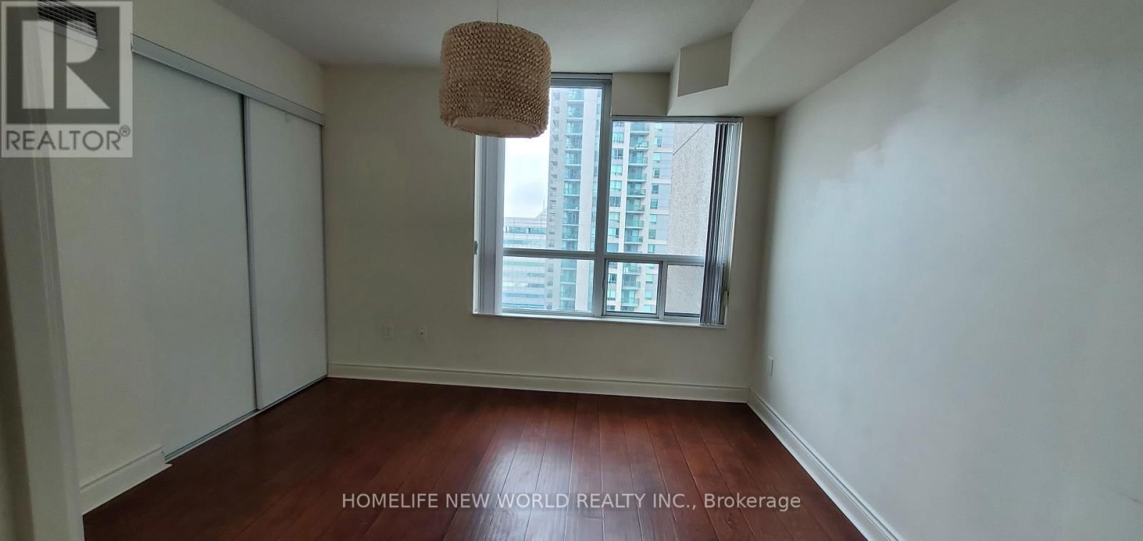 1604 - 50 BRIAN HARRISON WAY Image 6