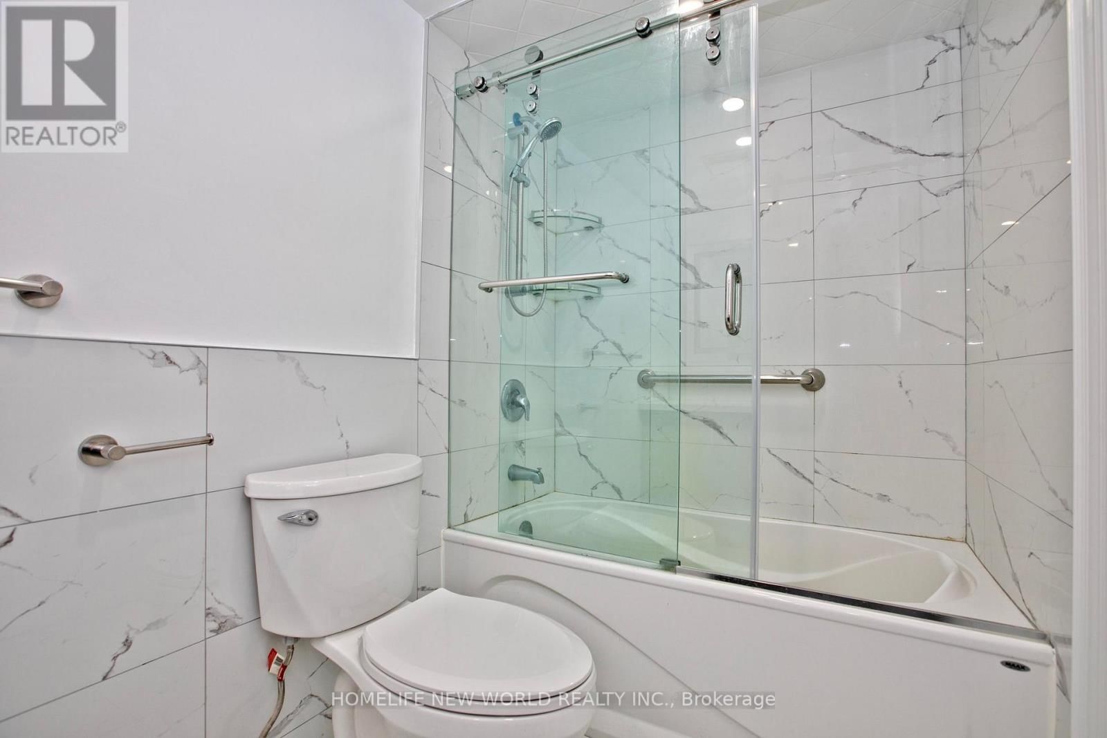 2117 - 75 BAMBURGH CIRCLE Image 17