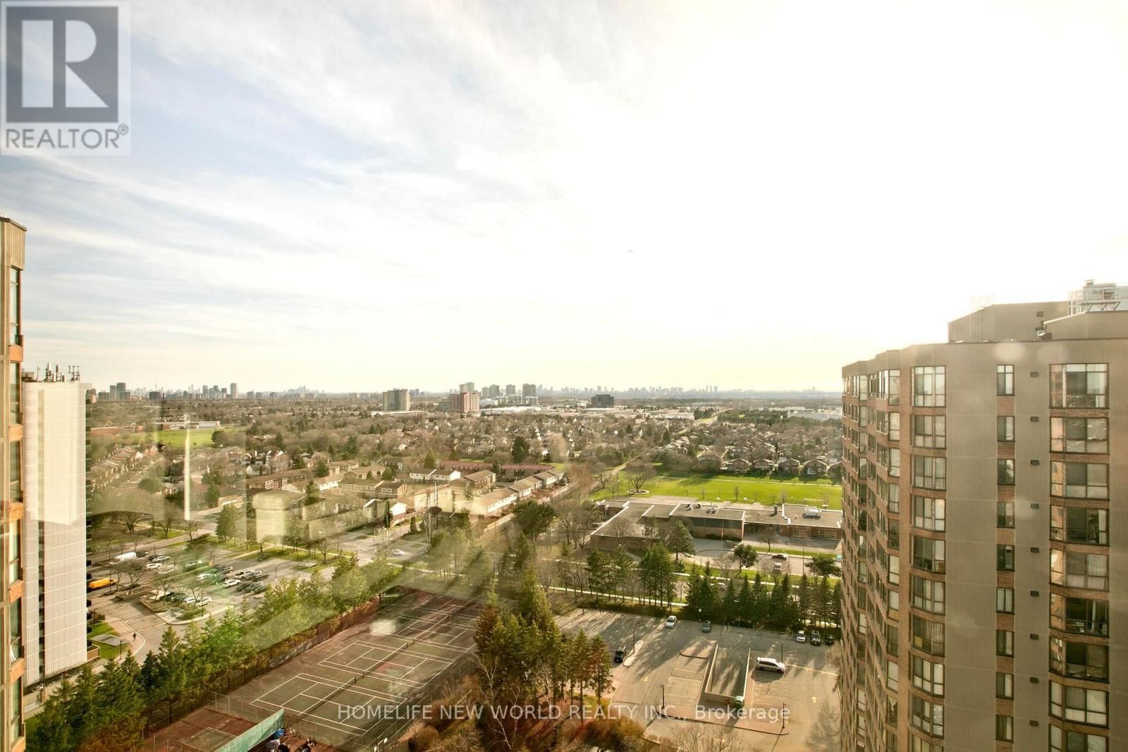 2117 - 75 BAMBURGH CIRCLE Image 23