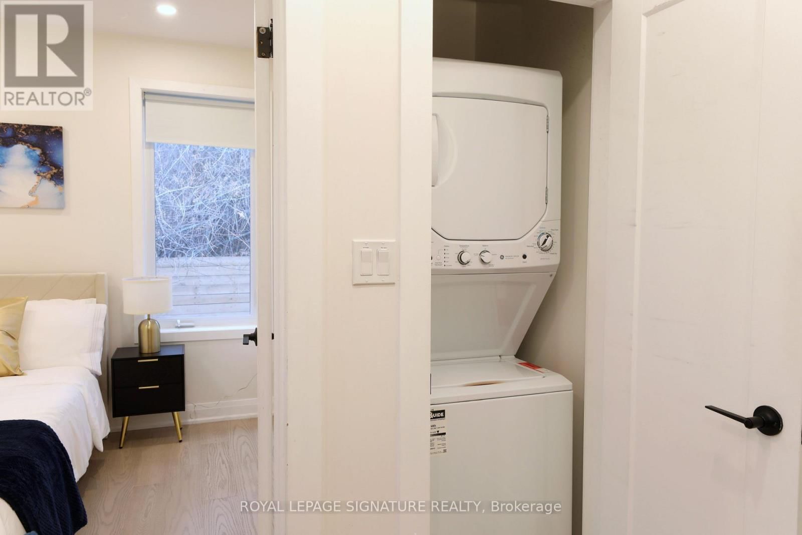 36 TENNIS CRESCENT Image 14