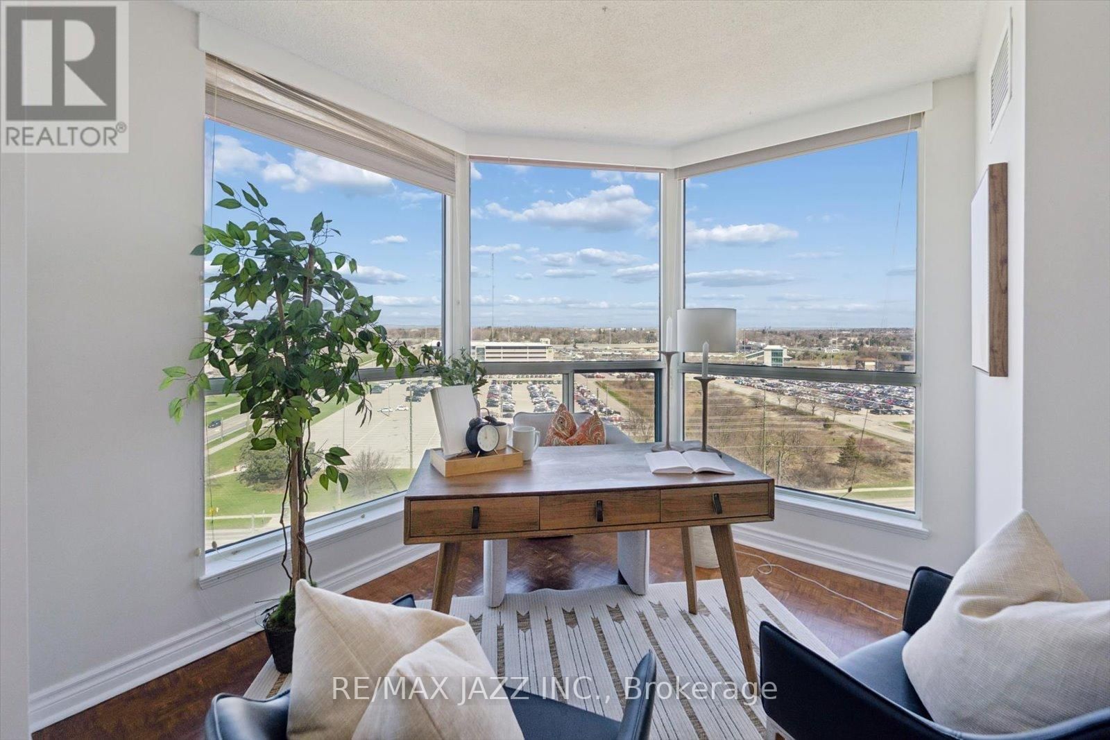 1112 - 360 WATSON STREET EAST Image 10