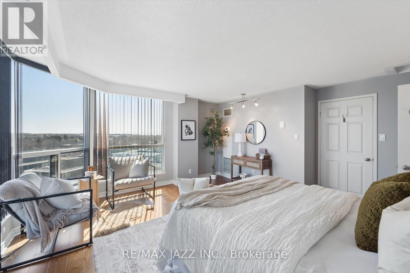 1112 - 360 WATSON STREET EAST Image 15