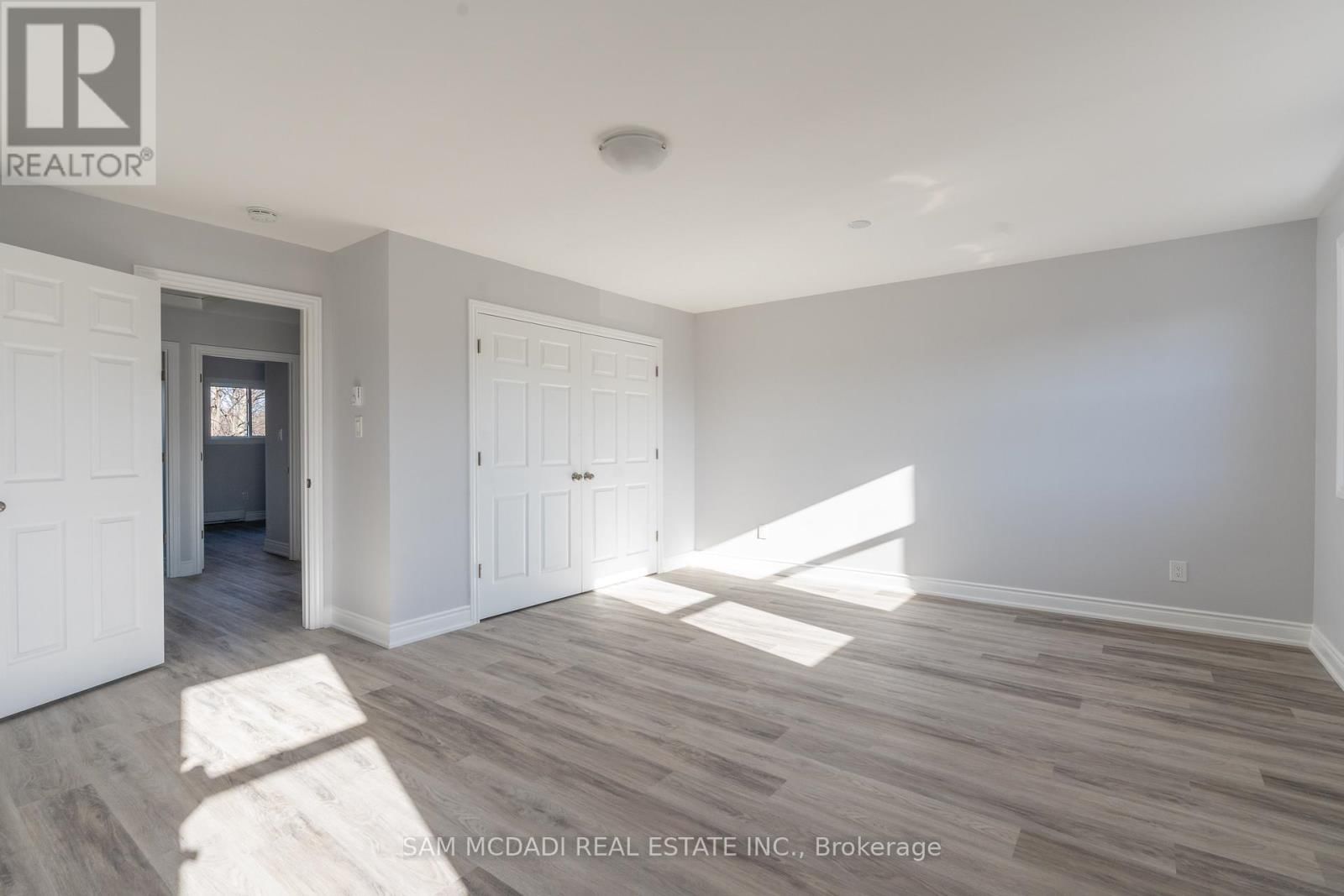 9 BIRCHFIELD DRIVE Image 11